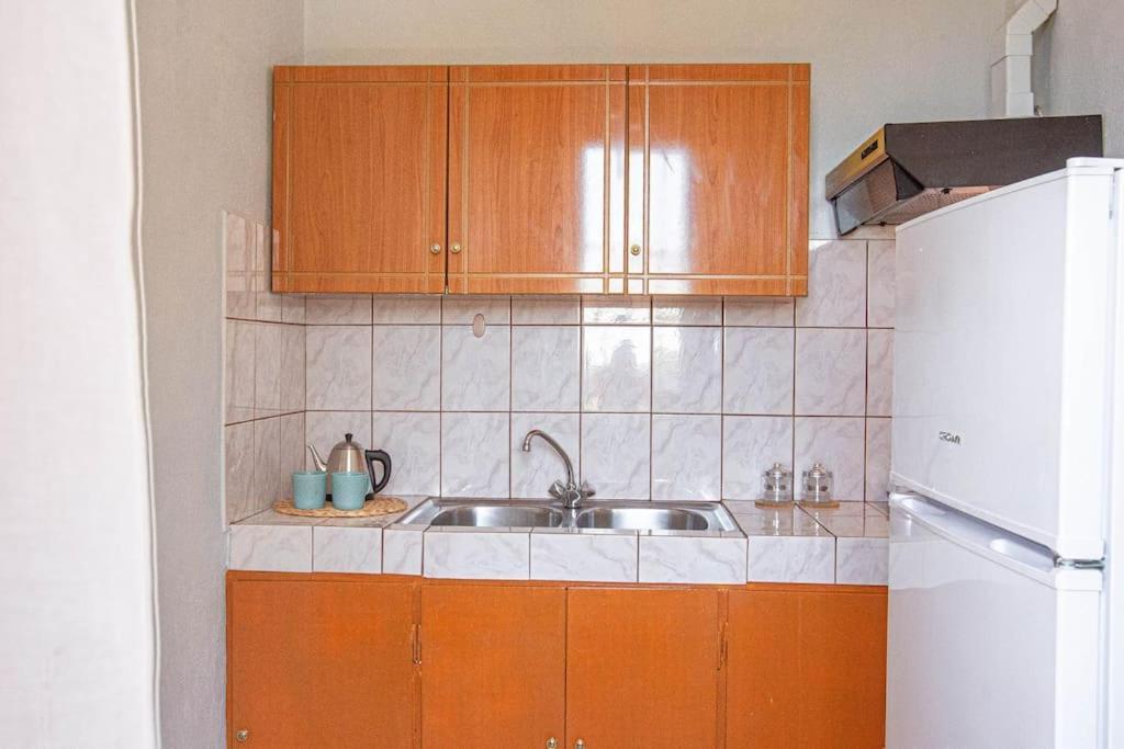Blue Maraci 2 - Sea View, Kitchen, Beach Access Himarë Dış mekan fotoğraf